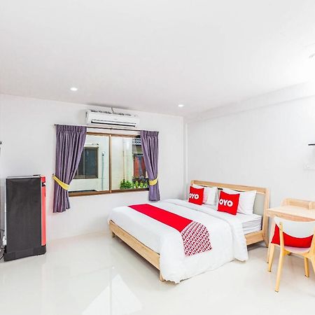Oyo 435 Frame Residence Phuket Luaran gambar
