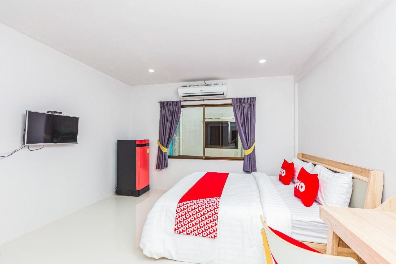 Oyo 435 Frame Residence Phuket Luaran gambar