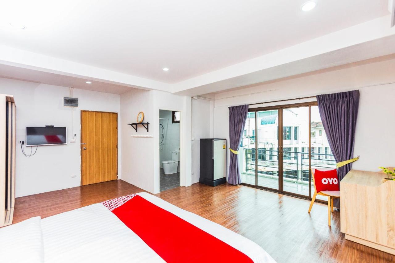 Oyo 435 Frame Residence Phuket Luaran gambar